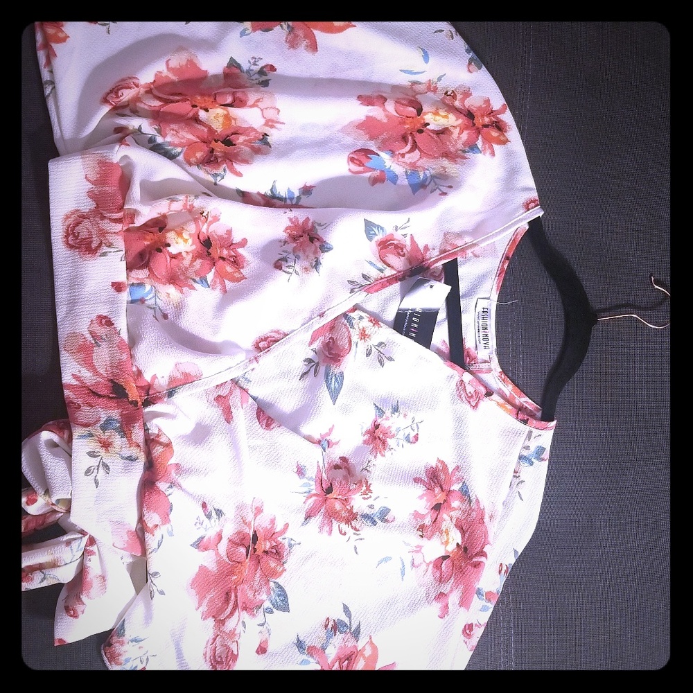 Womens  Flowered Top